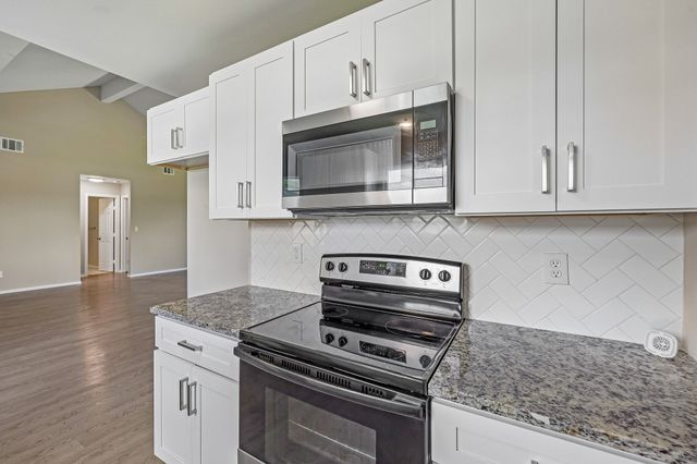 433 Whitney Court, Rio Vista, TX 76093