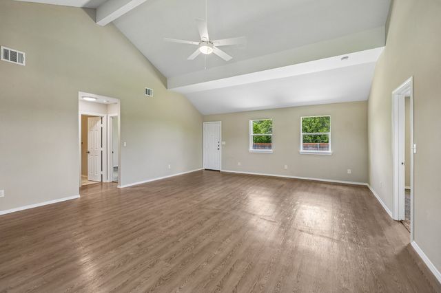 433 Whitney Court, Rio Vista, TX 76093