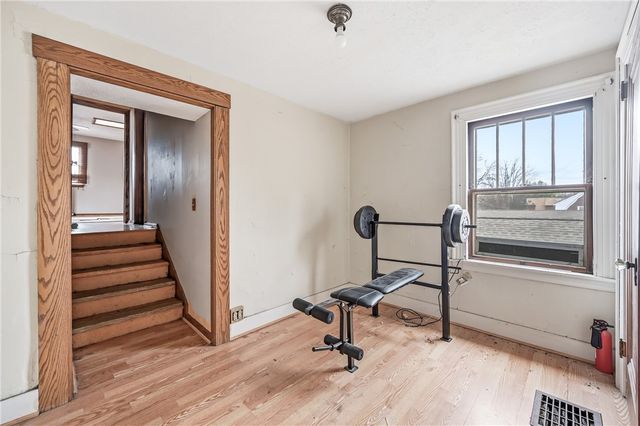 479 Carley Ave, Sharon, PA 16146