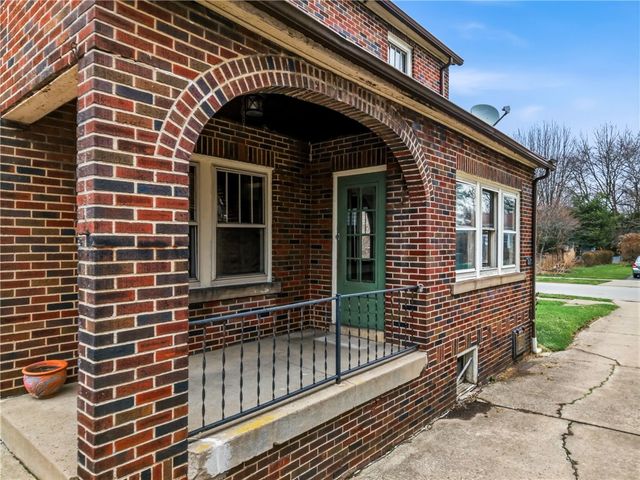 479 Carley Ave, Sharon, PA 16146