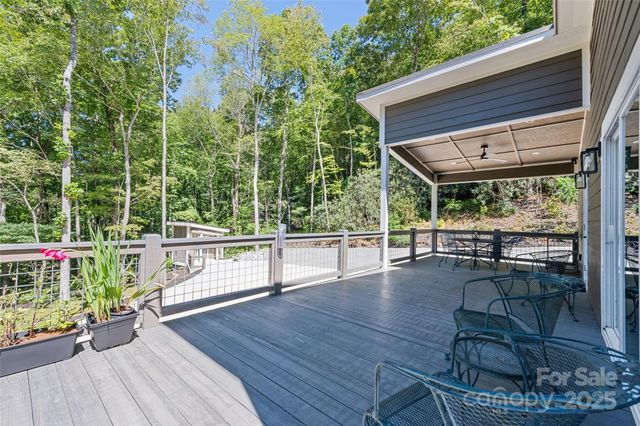 1185 Wallalieu Road, Otto, NC 28763