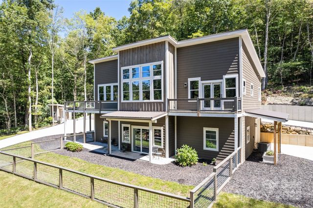 1185 Wallalieu Road, Otto, NC 28763