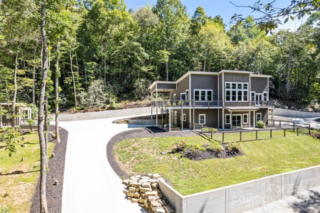 1185 Wallalieu Road, Otto, NC 28763