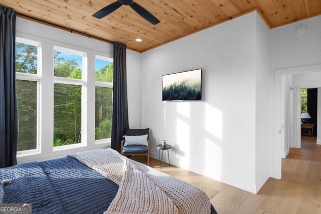 45 Eagle Watch Court, Blue Ridge, GA 30513