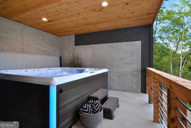 45 Eagle Watch Court, Blue Ridge, GA 30513