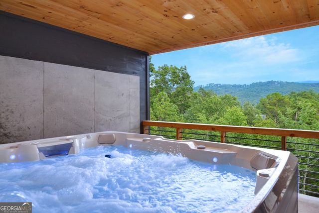 45 Eagle Watch Court, Blue Ridge, GA 30513