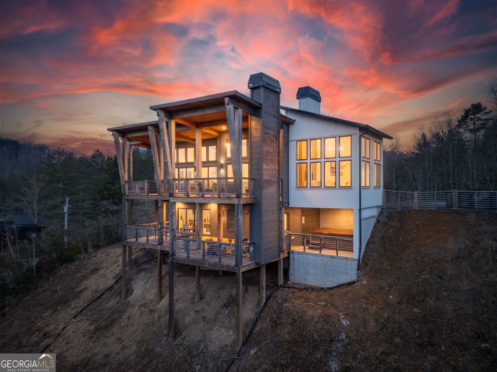 45 Eagle Watch Court, Blue Ridge, GA 30513