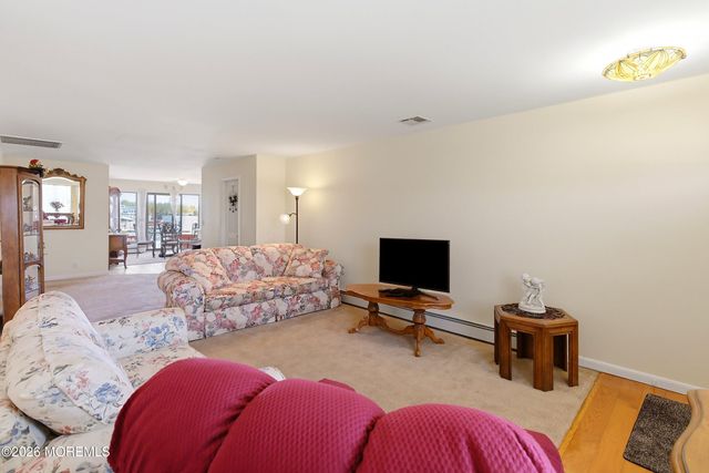 943 Mallard Drive, Lanoka Harbor, NJ 08734