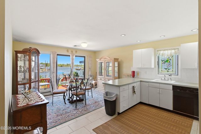 943 Mallard Drive, Lanoka Harbor, NJ 08734