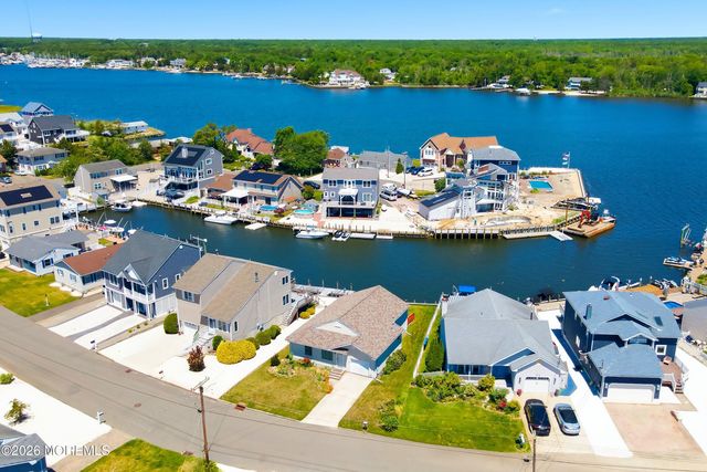 943 Mallard Drive, Lanoka Harbor, NJ 08734