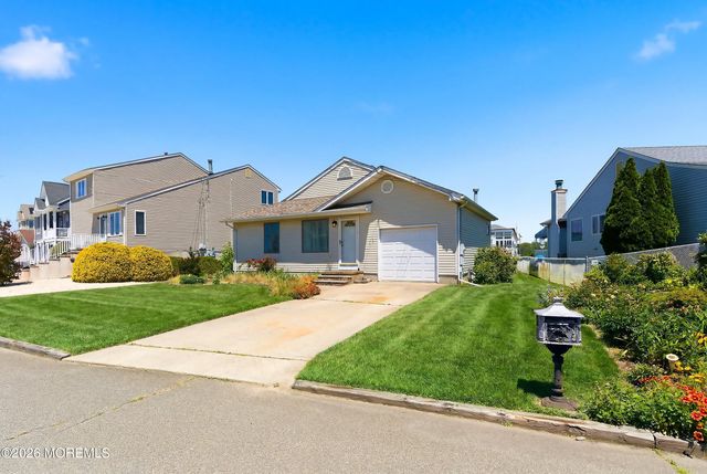 943 Mallard Drive, Lanoka Harbor, NJ 08734