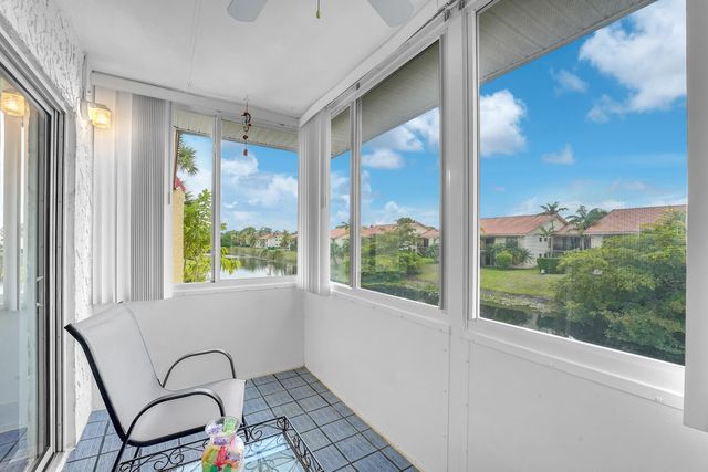 210 LAKE EVELYN Drive 210, West Palm Beach, FL 33411