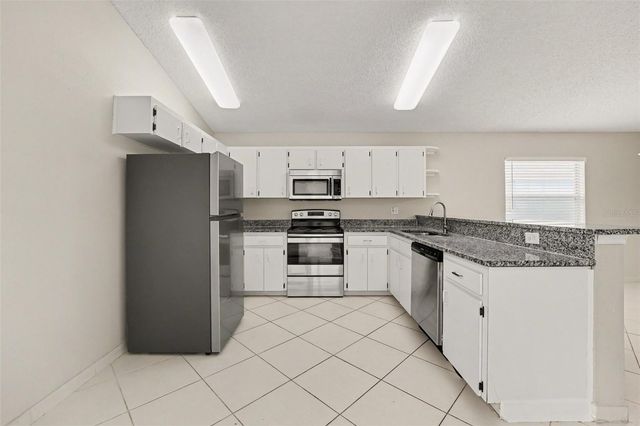 204 KINGSHILL COURT SE, Winter Haven, FL 33884
