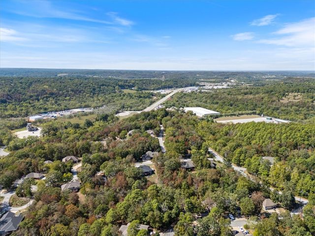 8 Holborn Lane, Bella Vista, AR 72714