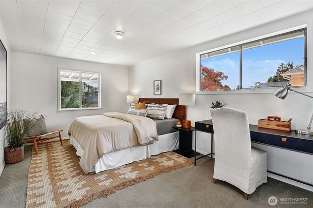 1027 NW 65th Street, Seattle, WA 98117