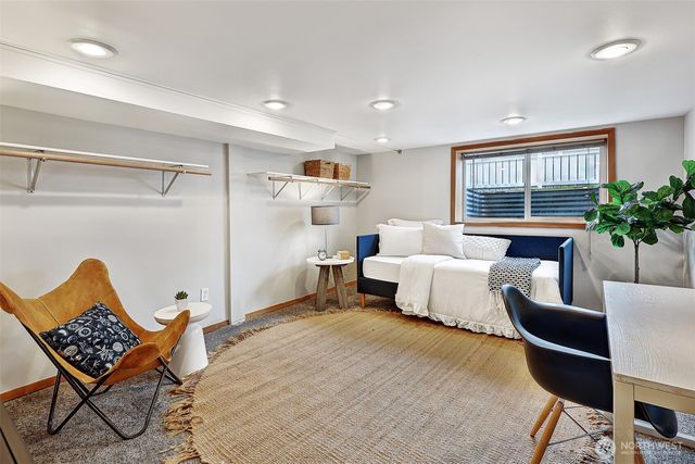 1027 NW 65th Street, Seattle, WA 98117