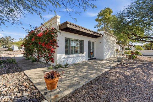 1301 E CANTERBURY Drive, Phoenix, AZ 85022