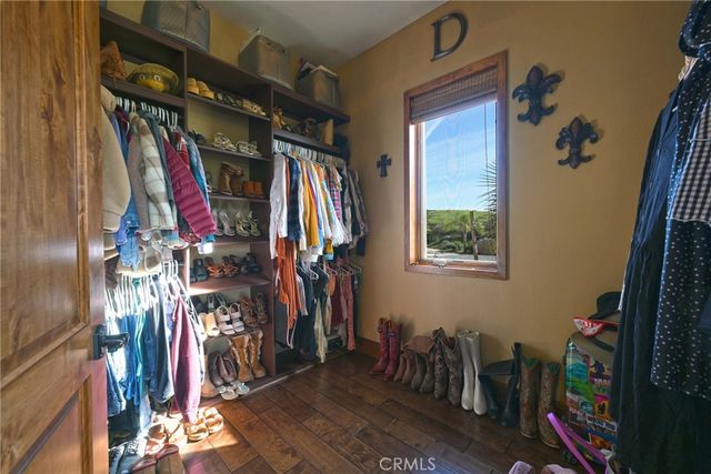 38101 Via Lobato, Temecula, CA 92592