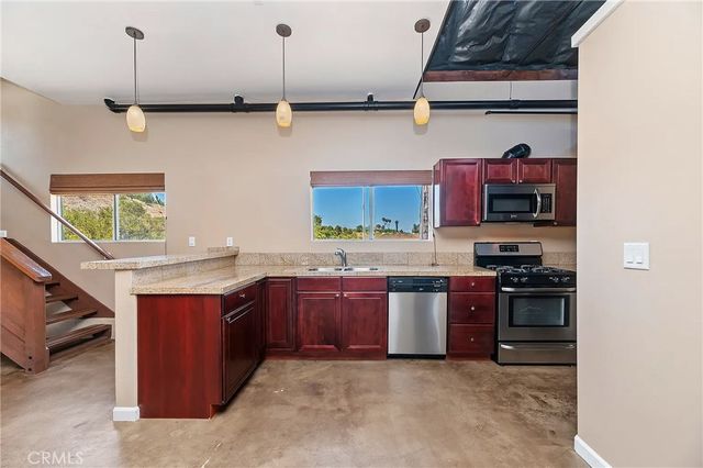 38101 Via Lobato, Temecula, CA 92592