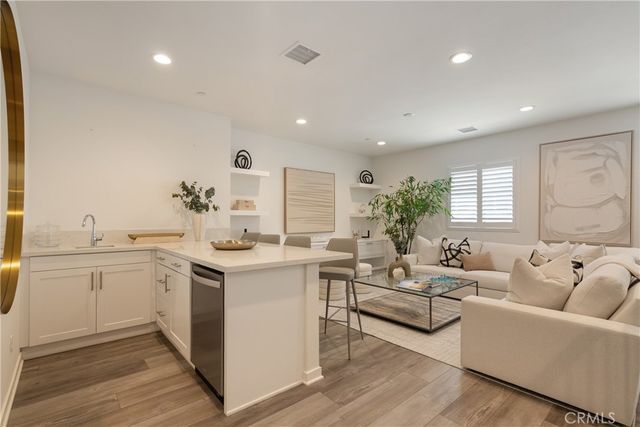 118 High Meadow, Lake Forest, CA 92610