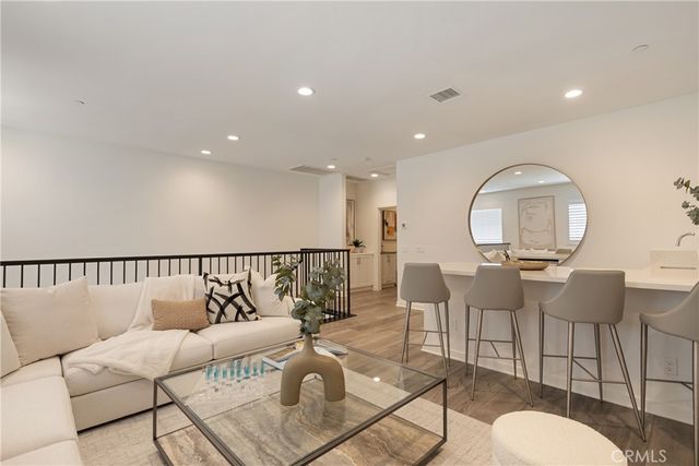 118 High Meadow, Lake Forest, CA 92610