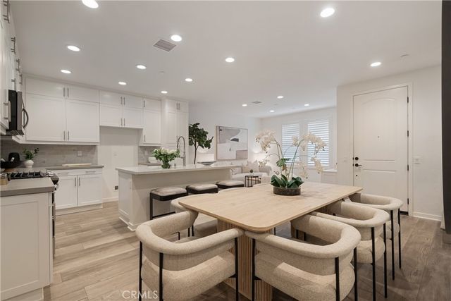 118 High Meadow, Lake Forest, CA 92610