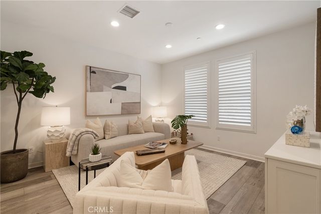 118 High Meadow, Lake Forest, CA 92610