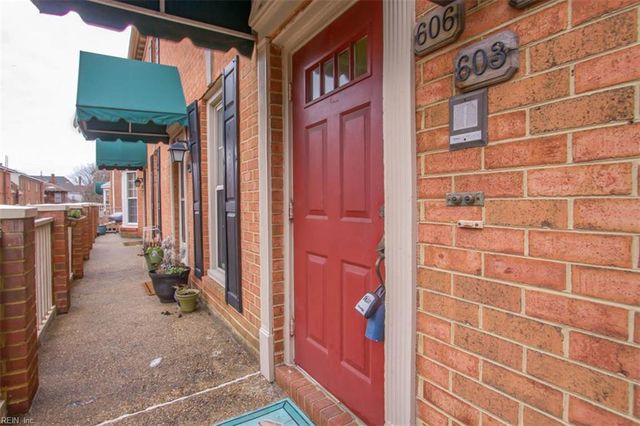 1210 Stockley Gdns Apt 606, Norfolk, VA 23517