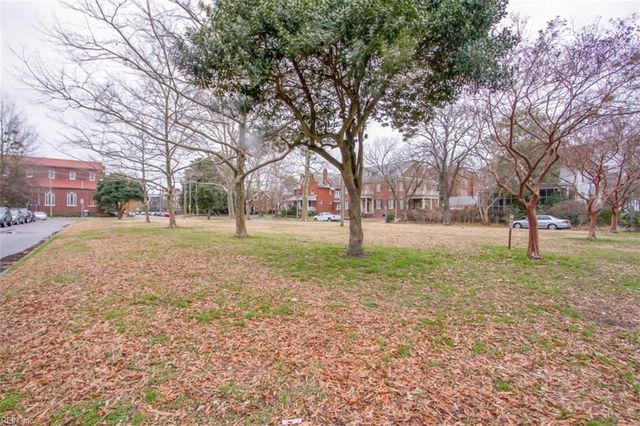 1210 Stockley Gdns Apt 606, Norfolk, VA 23517