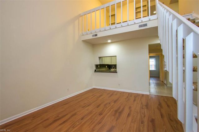 1210 Stockley Gdns Apt 606, Norfolk, VA 23517
