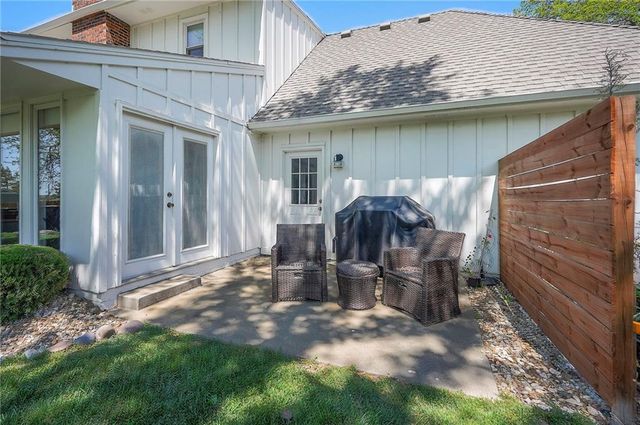 615 OVERLOOK Drive, Raymore, MO 64083