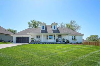615 OVERLOOK Drive, Raymore, MO 64083