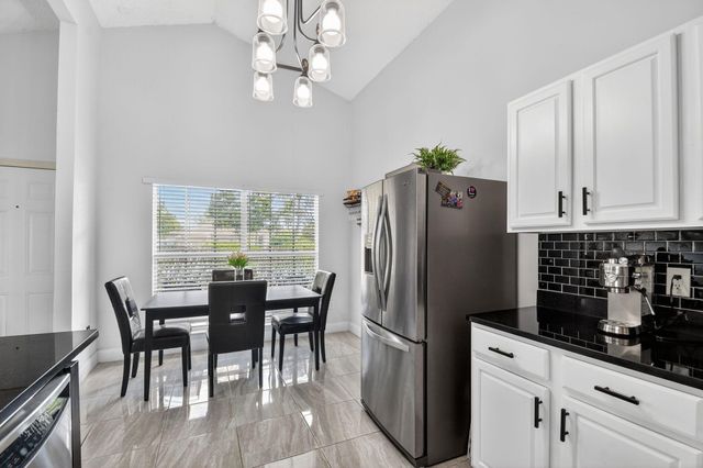 5384 Courtney Circle, Boynton Beach, FL 33472