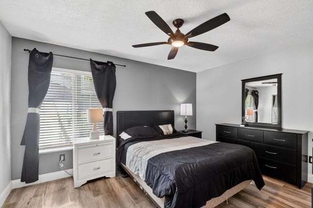 5384 Courtney Circle, Boynton Beach, FL 33472