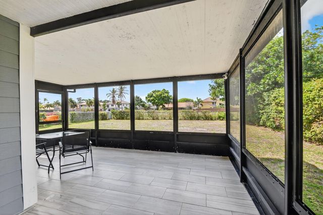 5384 Courtney Circle, Boynton Beach, FL 33472