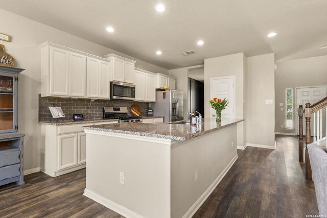 410 MOONVINE WAY, New Braunfels, TX 78130