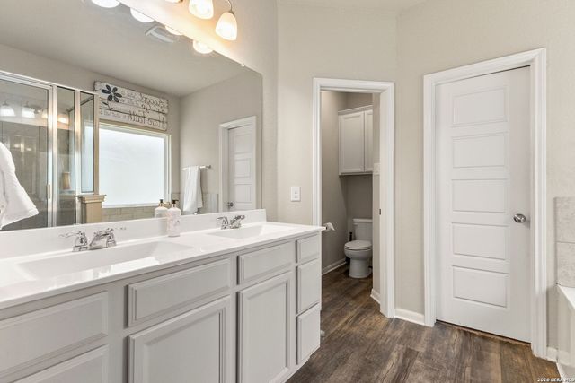 410 MOONVINE WAY, New Braunfels, TX 78130
