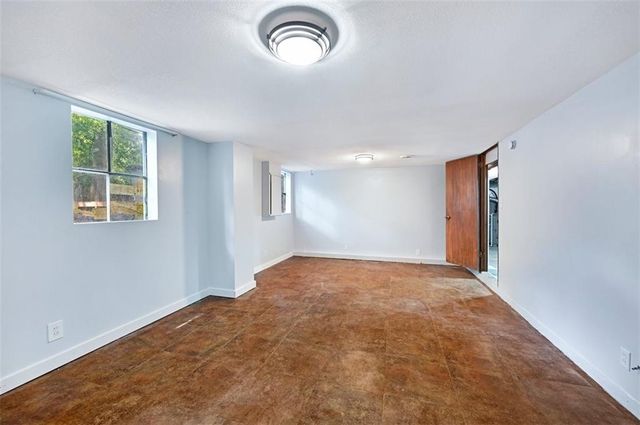 1708 S Broadway Street, Leavenworth, KS 66048