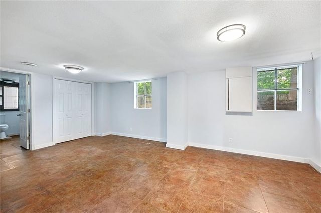 1708 S Broadway Street, Leavenworth, KS 66048