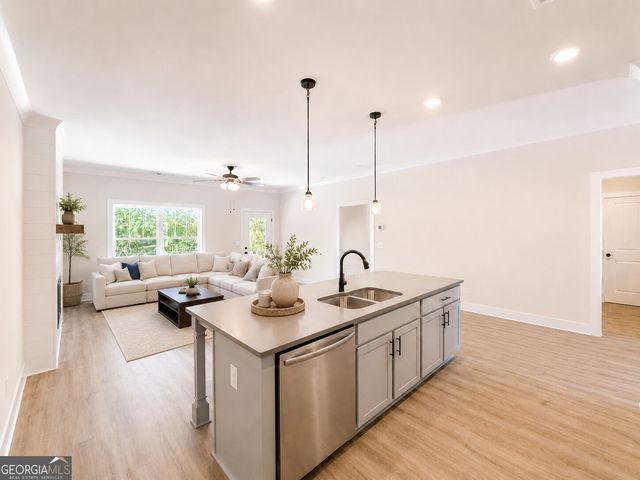 36 Village Court 15, Cleveland, GA 30528