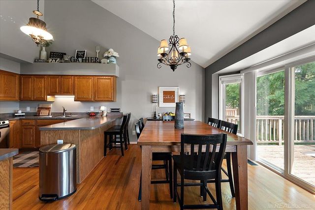 46856 Jewel Drive, Macomb Twp, MI 48044