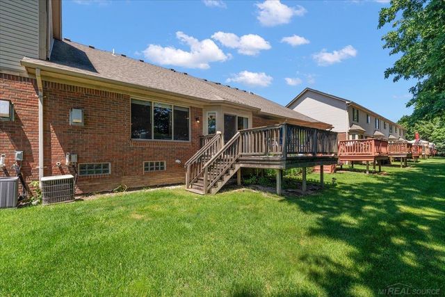 46856 Jewel Drive, Macomb Twp, MI 48044
