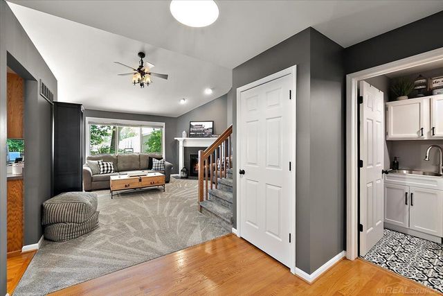46856 Jewel Drive, Macomb Twp, MI 48044