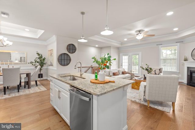 9808 WHITE OAK SWAMP CT, Fredericksburg, VA 22407