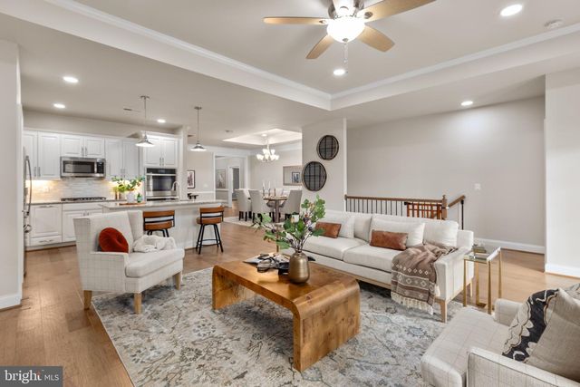 9808 WHITE OAK SWAMP CT, Fredericksburg, VA 22407