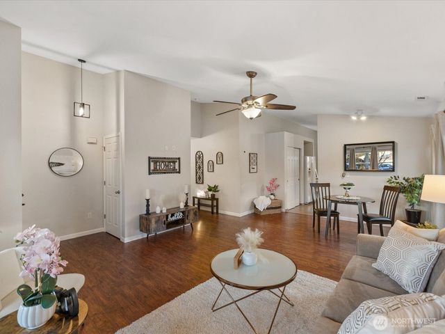 6418 105th Place NE, Marysville, WA 98270