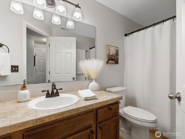 6418 105th Place NE, Marysville, WA 98270