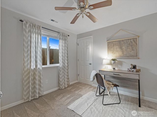 6418 105th Place NE, Marysville, WA 98270