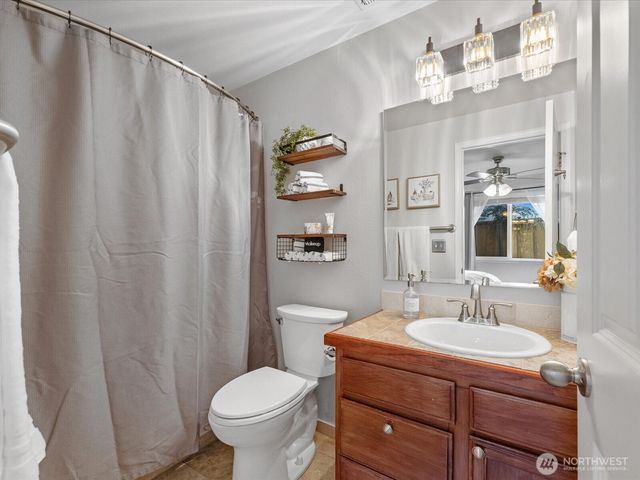 6418 105th Place NE, Marysville, WA 98270