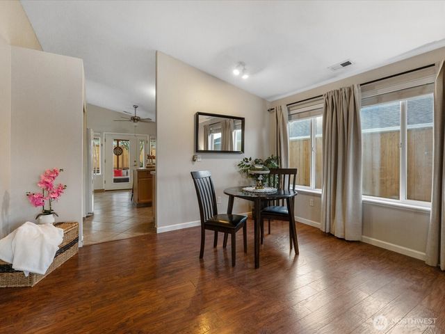 6418 105th Place NE, Marysville, WA 98270